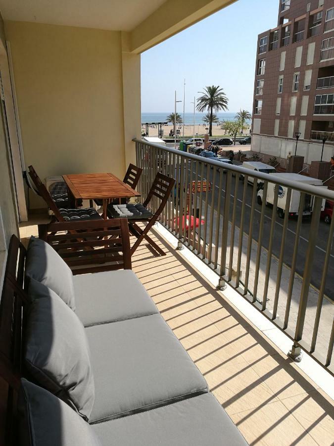 Apartamento Primera Linea De La Playa De กันดิอา ภายนอก รูปภาพ